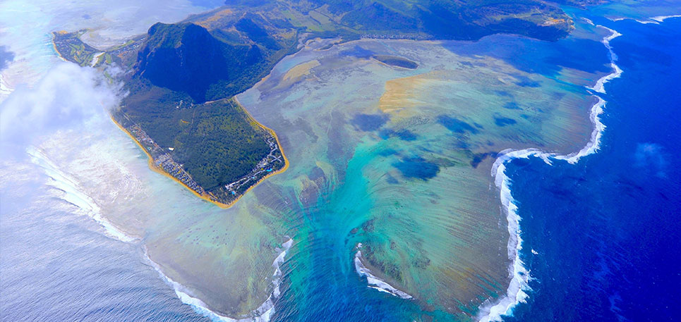 Mauritius Underwater Waterfall Helicopter Tour 